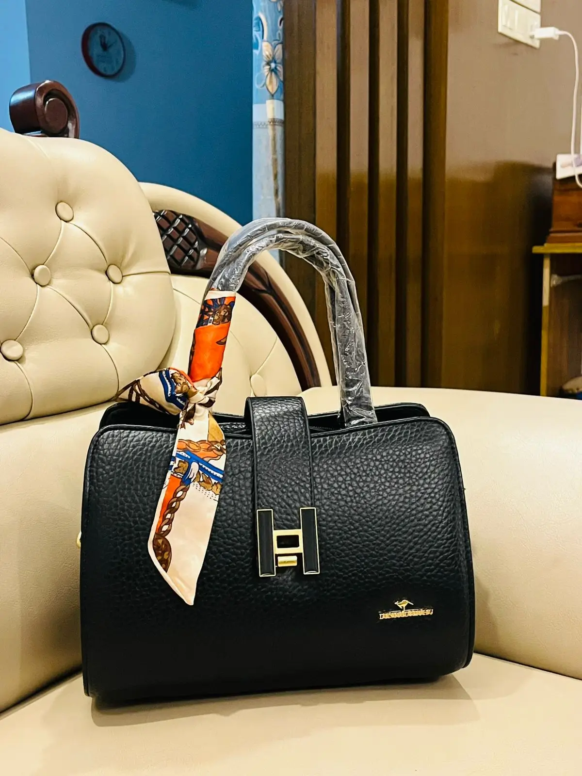 Black Fashionable bag